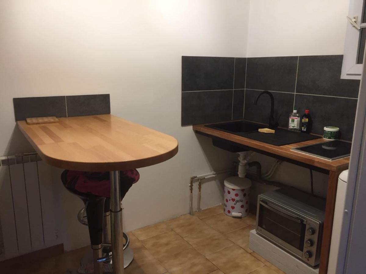 Homestay Independant Au Bonheur Cuisine Piscine Clim Proche Centre Village